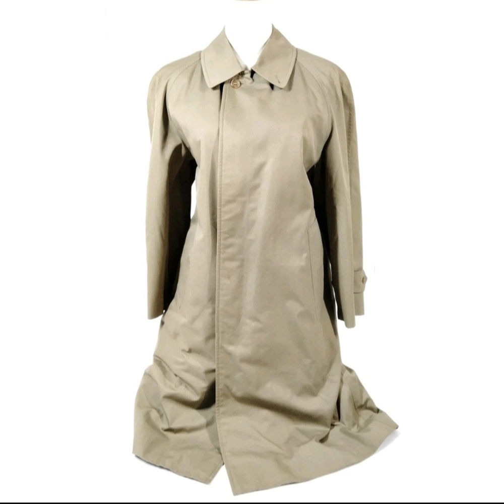 Burberry Tan Trench Coat Classic Design